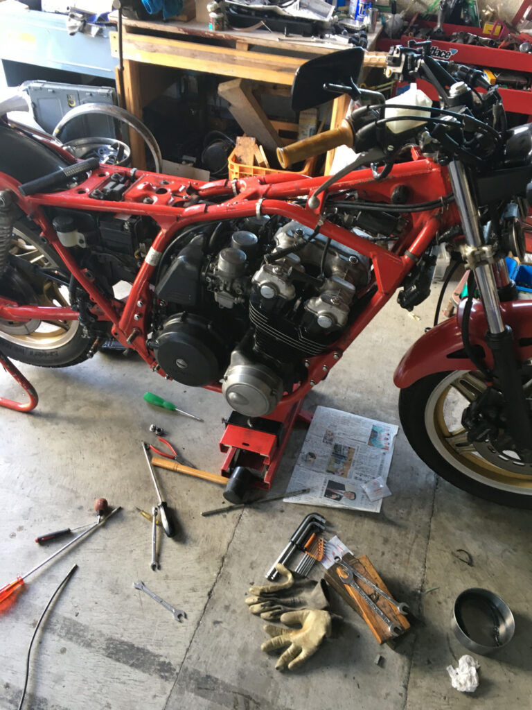 CB750Fを修理致しました。